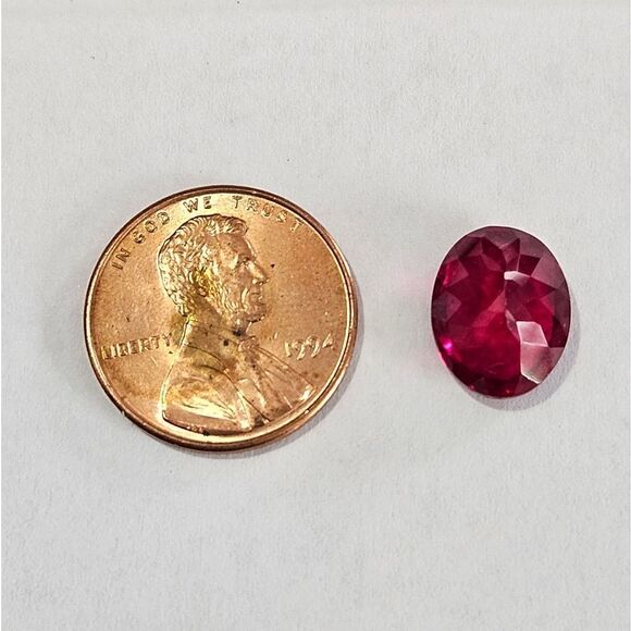 💎Ruby, Big and beautiful, Lab created gem. - Picture 2 of 3